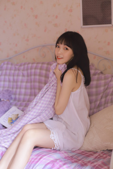 在秋千疯狂律动